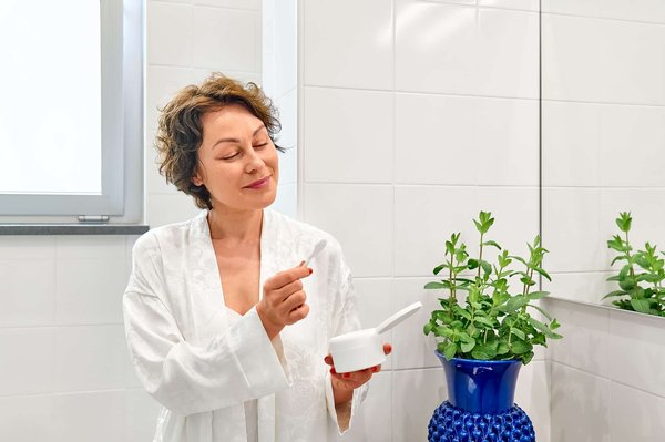 Quelle est la meilleure routine d'hydratation pour les peaux déshydratées?